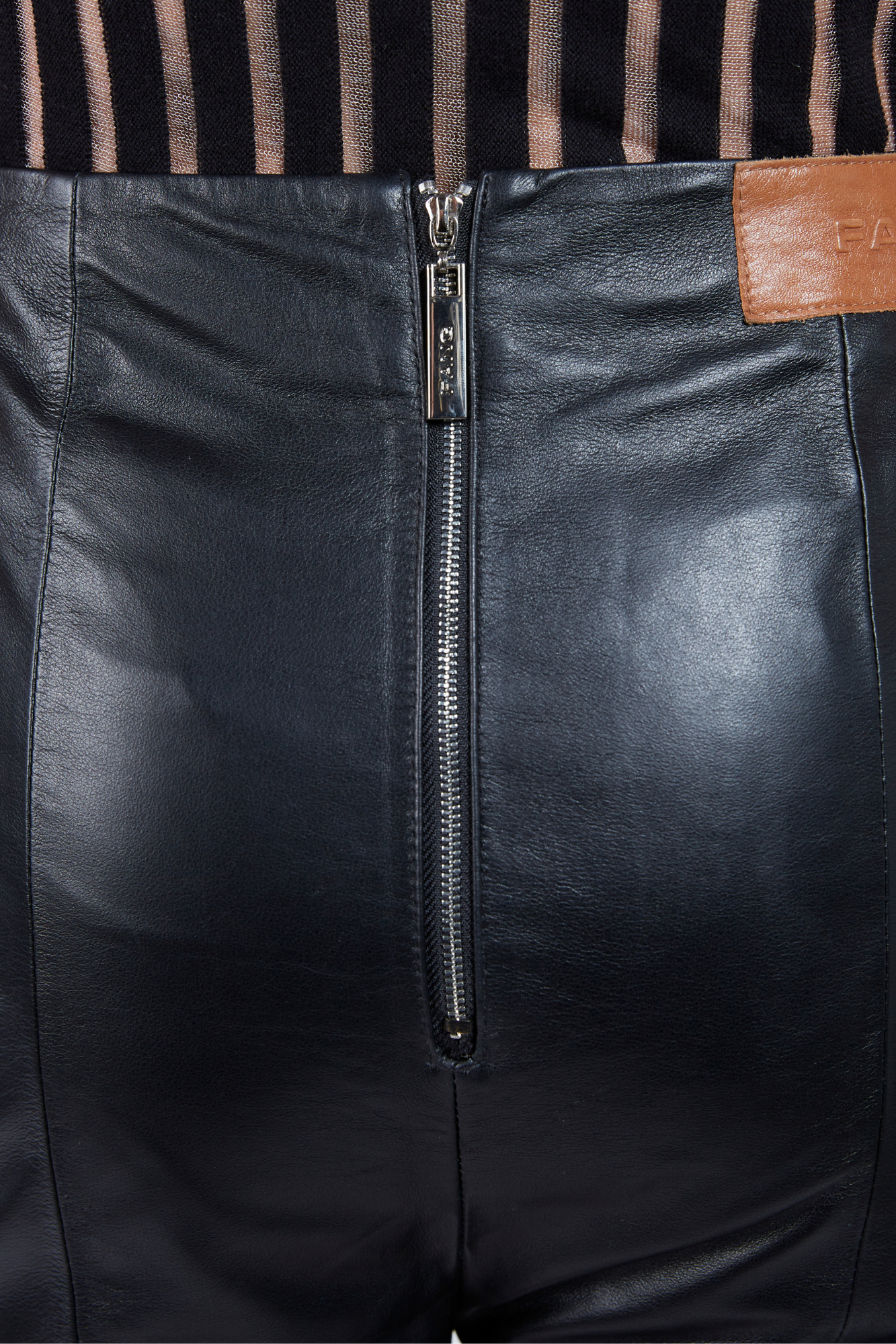 Strong Bones Bundle: Cow Milk, Mango Yogurt, Apple, Banana, Berries Yogurt